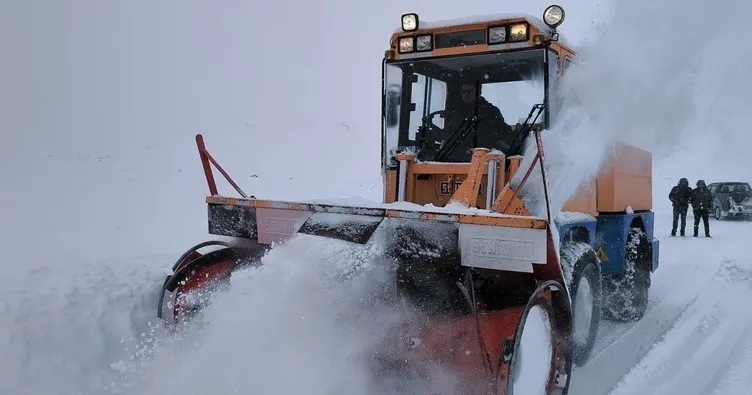 4 metreyi bulan karla mücadele