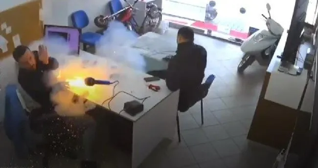 tamir ettigi tablet bomba gibi patladi
