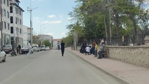 son-dakika-konyada-korkutan-deprem-ankarada-da-hissedildi-olumsuz-bir-durum-var-mi-1747314810431.jpeg SON DAKİKA! Konya'da korkutan deprem! Ankara'da da hissedildi: Olumsuz bir durum var mı?