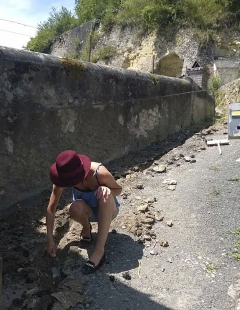 1 Euro'ya aldıkları evi saraya dönüştürdüler