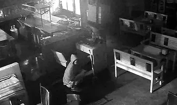 Adana’da akılalmaz hırsızlık! Önce tost yedi ardından tüm kasayı boşalttı: Savunması şoke etti! #adana