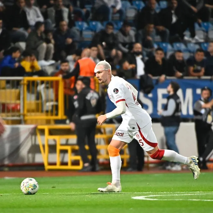 Son dakika Galatasaray haberleri: İstanbulspor maçını kafasında bandajla bitirmişti! Victor Nelsson’un son durumu belli oldu…