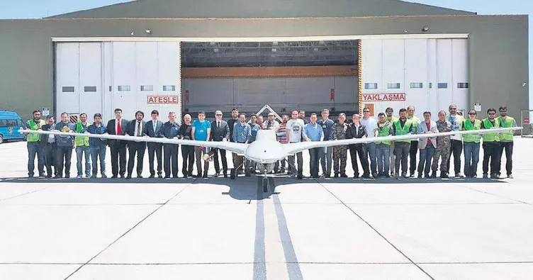 Silahlı İHA hedefleri nokta atışıyla vurdu