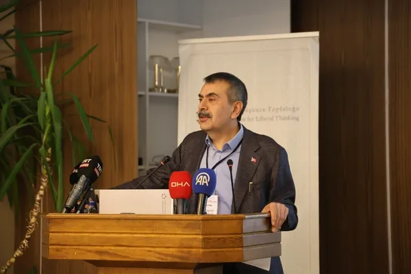 bakan-tekin-farkliliklarimizla-guclenen-bir-turkiye-hedefliyoruz-1793444461416.jpg
