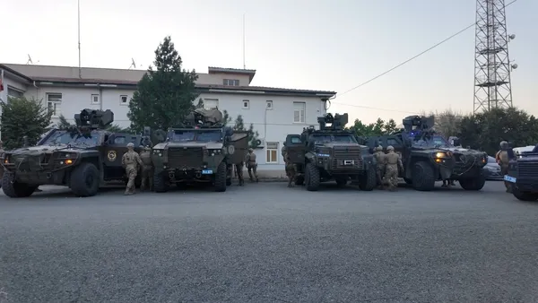 igdir-merkezli-kacakcilik-operasyonunda-6-zanli-tutuklandi-1789673898706.jpg
