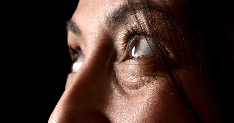 Göz altı torbaları neden olur?