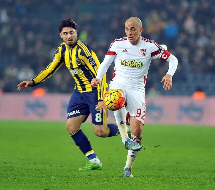 Aatıf resmen Fenerbahçe’de