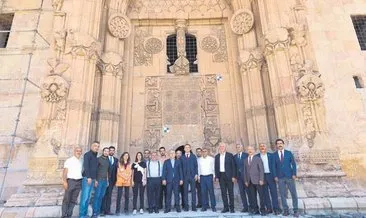 Unesco listesindeki Ulu Cami ve Darüşşifası restorasyonunda sona gelindi