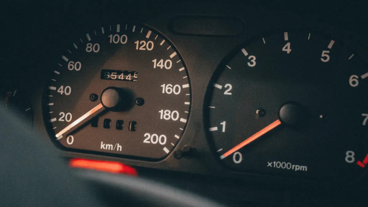 2. el araç alırken km tuzağına dikkat! Dolandırıcılığa karşı 16 milyon kişi sorguladı