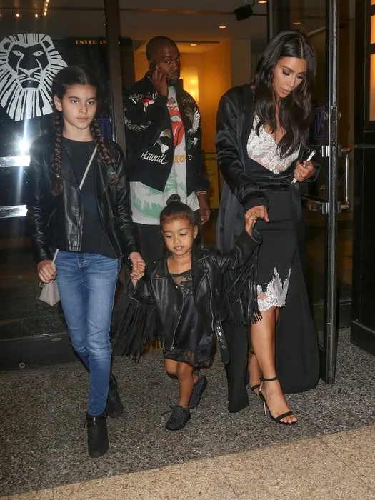 Kim Kardashian’ın aile saadeti