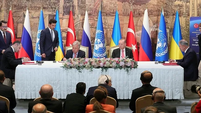 son-dakika-putinden-tahil-koridoru-aciklamasi-erdoganin-cabalari-nedeniyle-engel-olmayacagiz-1667403471621.jpg