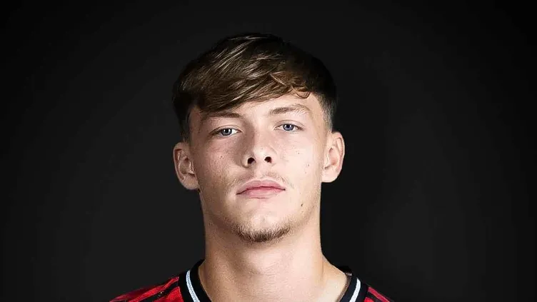 Süper Lig’de transferler peş peşe açıklandı! İşte atılan tüm imzalar...