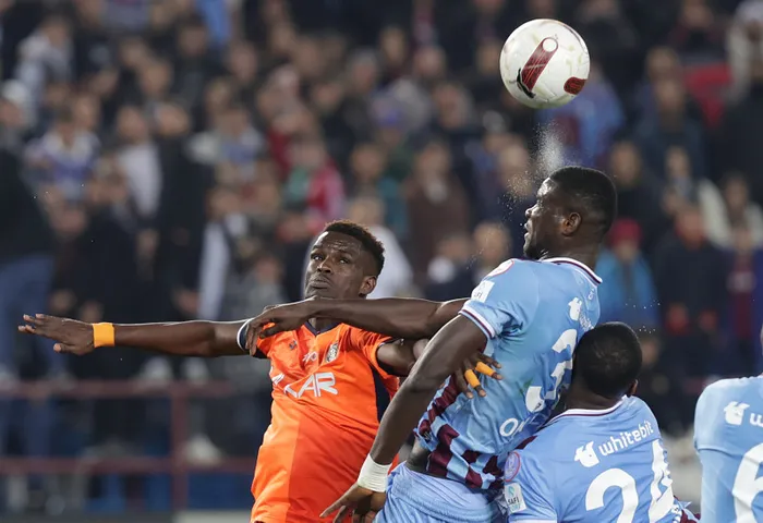 son-dakika-haberi-trabzonspor-basaksehir-engeline-takildi-akyazida-kazanan-cikmadi-1703354052068.jpg