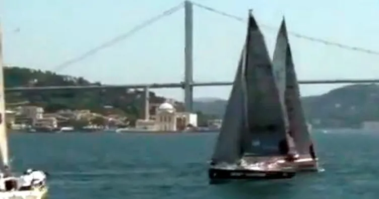 İstanbul Boğazı’nda yelkenler yarıştı