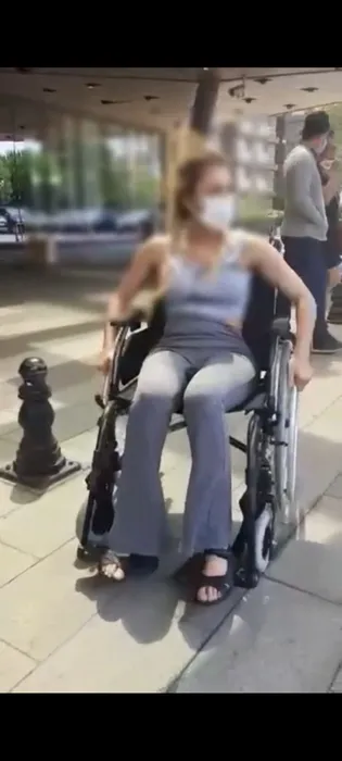 Yanlış operasyon sonrası genç kadın felç kalmıştı! Sorulardan kaçtı! Bülent Cihantimur sus pus...