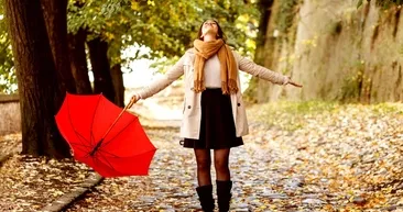 Sonbaharda mini etek nasıl kombinlenir?