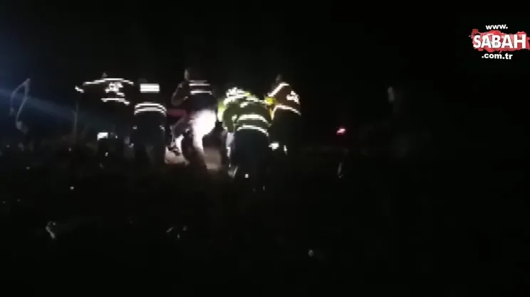 SON DAKİKA HABERİ: Sivas'ta yolcu otobüsü devrildi: 21 yaralı | Video