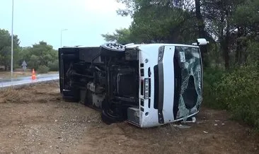 Manavgat’ta tur otobüsü devrildi, 8 yaralı
