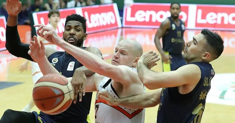 Tahincioğlu Basketbol Süper Ligi’nde ilk finalist Fenerbahçe Doğuş