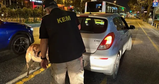 İstanbul genelinde ‘huzur’ uygulaması gerçekleştirildi İstanbul genelinde ‘huzur’ uygulaması gerçekleştirildi