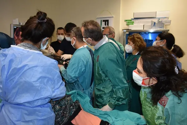 harran-universitesi-hastanesi-anadolu-gastroenteroloji-gunlerine-ev-sahipligi-yapti-1647879791419.jpeg