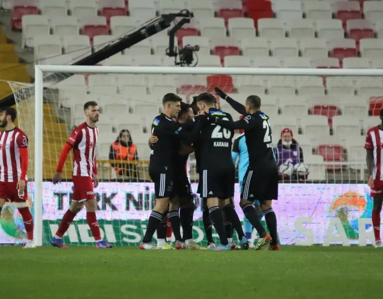 Son dakika: Sivasspor-Beşiktaş sonrası çarpıcı sözler! Böyle kalitesiz maçta...