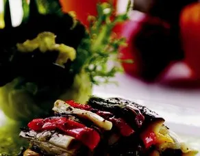 Zeytinyağlı ve Safranlı Mevsim Sebzeleri Bastı
