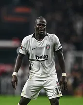 Junior Olaitan İstanbul’a geldi