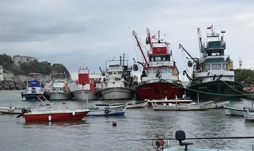 Batı Karadeniz’de balıkçılar limana demir attı