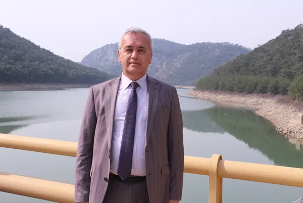 Uzmanlar uyardı: İzmir'de kuraklık sinyali! Su seviyesi düşünce ortaya bu görüntüler çıktı