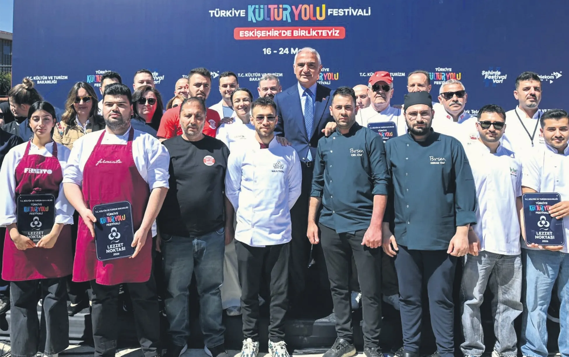 Bakan Ersoy “Barışçıl dış politika turizme katkı sağlıyor”