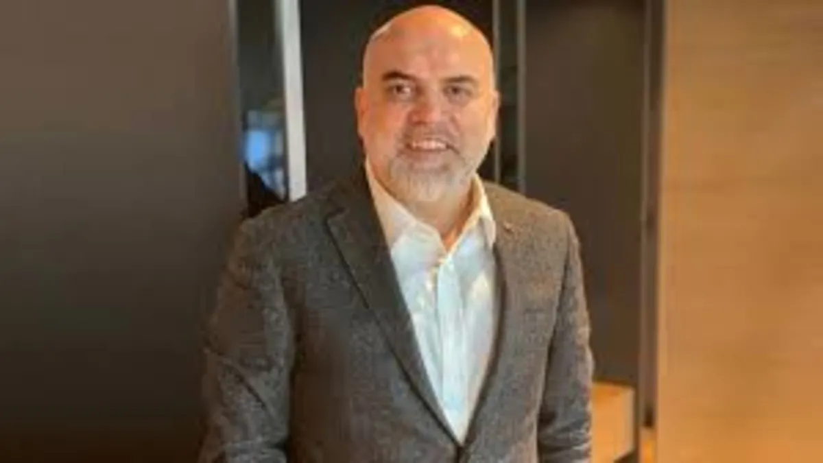 Tutuklu iş insanı Murat Kapki’den bomba itiraflar! Kültür A.Ş.’de reklamcılardan toplanan paraları sahte faturayla nakite çevirdiler Tutuklu iş insanı Murat Kapki’den bomba itiraflar! Kültür A.Ş.’de reklamcılardan toplanan paraları sahte faturayla nakite çevirdiler