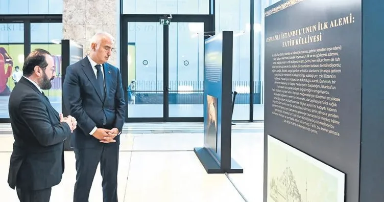 ‘Fetih ve Mekân’ sergisi AKM’de açıldı