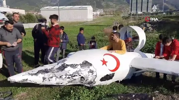 SON DAKİKA: Osmaniye'de kendi yaptığı uçakla havalanan sosyal medya fenomeni yere çakıldı