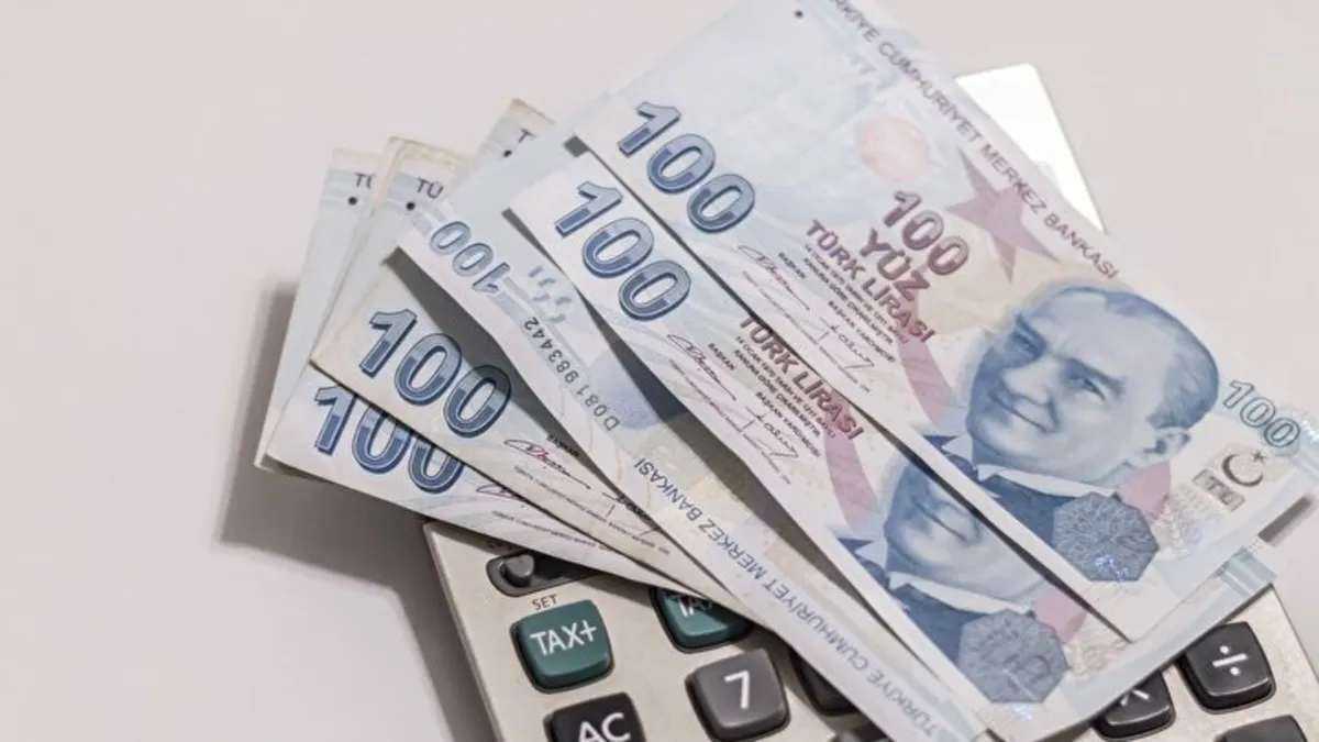 EMEKLİ BAYRAM İKRAMİYESİ İÇİN GERİ SAYIM! 2026 emekli ikramiyesi ne kadar olacak?