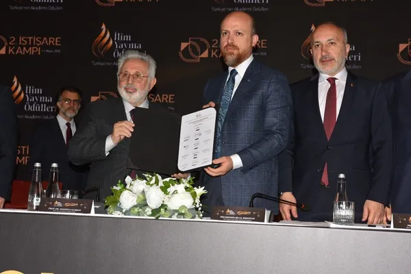 ilim-yayma-vakfi-bolgesel-istikrar-icin-bilim-diplomasisi-bildirisi-aciklandi-1777807527220.jpg