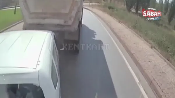 Tartıştığı sürücüye kızınca kamyonuyla aracı böyle sıkıştırdı!