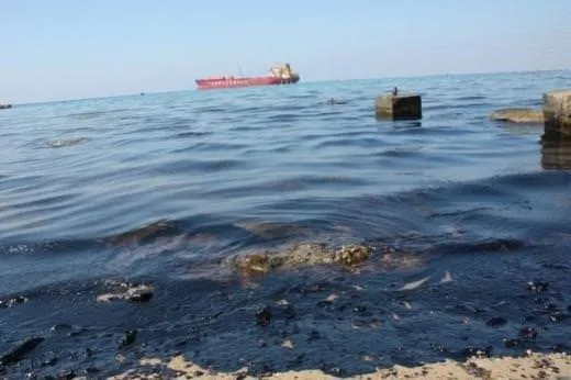 KKTC’de 100 ton yakıt denize aktı