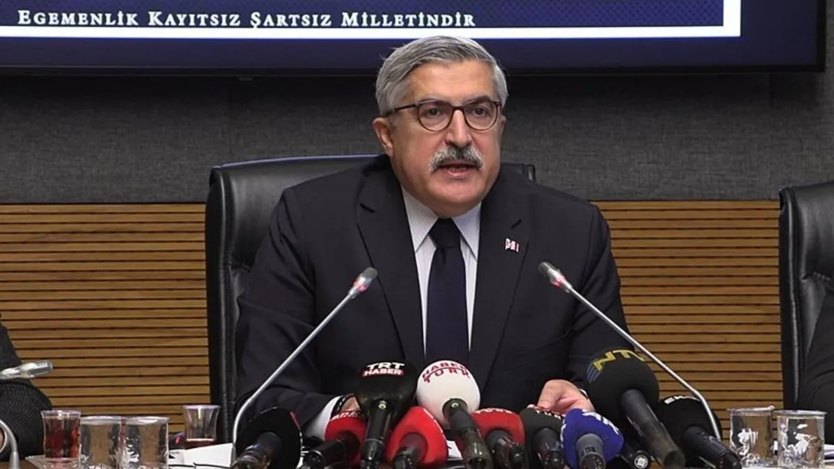 AK Partili Hüseyin Yayman'dan Özgür Özel'in sözlerine sert tepki: Turist gibi gelip söylediklerin depremzedeye hakaret