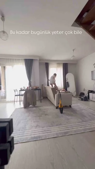 SON DAKİKA! Sosyal medya fenomeni Kübra Aykut’un ölmeden önce evini temizlediği görüntüler ortaya çıktı