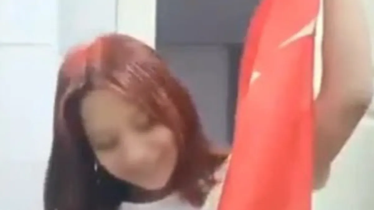 Türk bayrağını çakmakla yaktı: 1 yıl 6 aya kadar hapsi istendi Türk bayrağını çakmakla yaktı: 1 yıl 6 aya kadar hapsi istendi