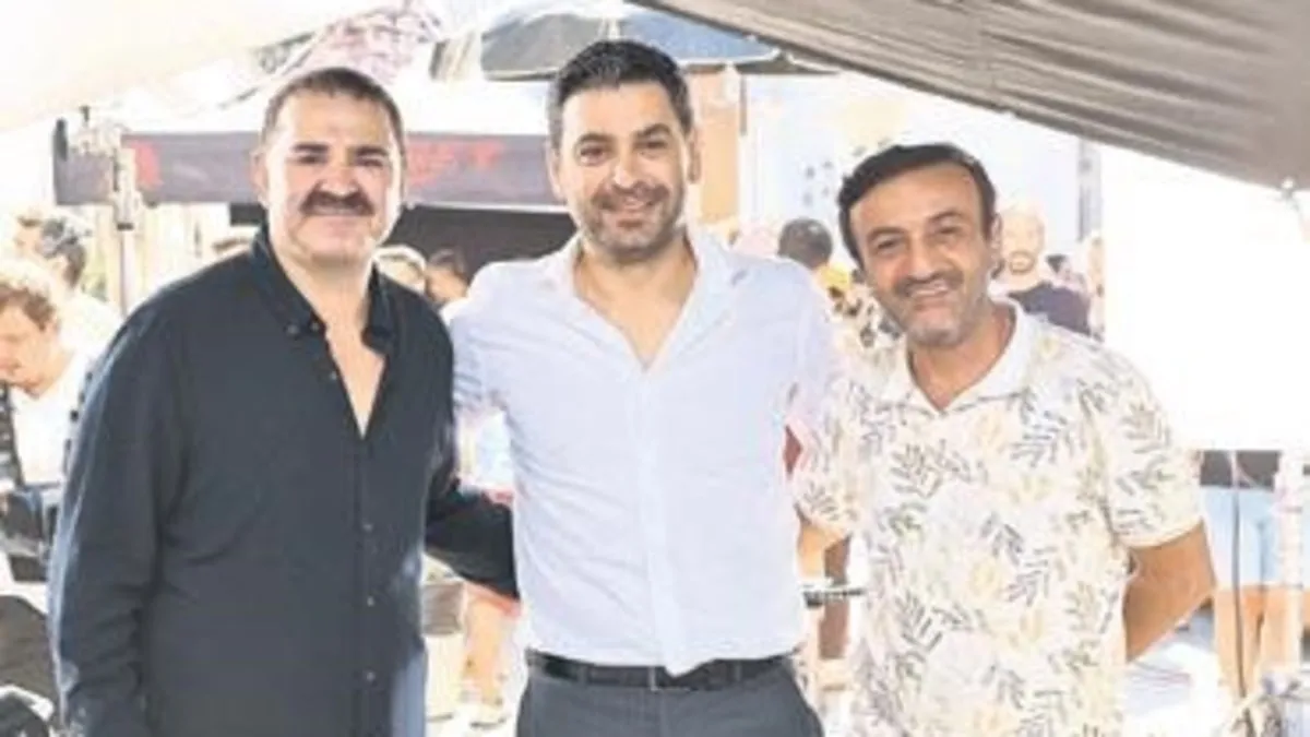 Setleri karıştırdı kendini Kutsal Damacana’da buldu Setleri karıştırdı kendini Kutsal Damacana’da buldu