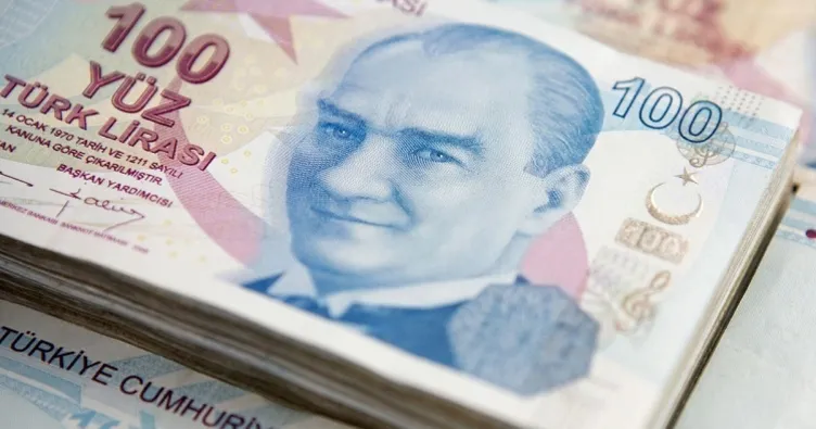 Maaşı geç yatan işçi istifâ ederse tazminat alacak... Fazla mesâi ücretini geciktiren işveren yandı