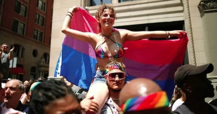 Rusya’dan LGBT sapkınlığına karşı flaş adım: Resmen yasakladılar! O listeye dahil ettiler