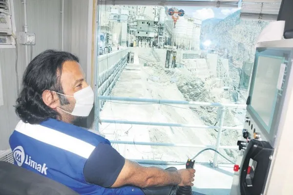 Türk mucizesi Yusufeli Barajı'nın kahramanları anlattı! - 7