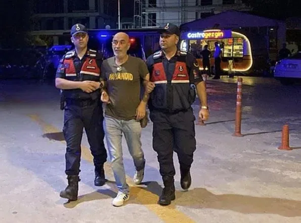 Uyuşturucu tarlası gibi ev abi-kardeşin başını yaktı