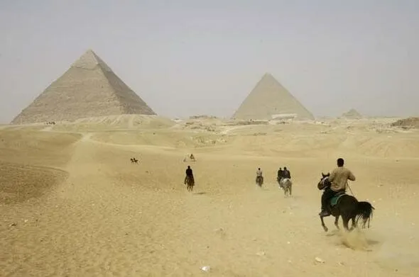 Dünyaca ünlü Mısır Piramitleri’nin gizemi çözüldü! İşte o büyük gizem!
