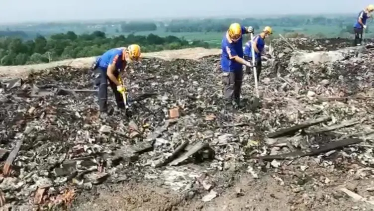 Son dakika! Sakarya'daki fabrika görüntüleri patlamanın şiddetini ortaya çıkardı!