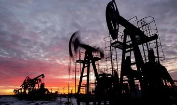 Brent petrolün varil fiyatı dalgalı seyir izliyor