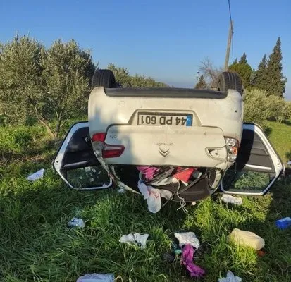 Kontrolden çıkan otomobil zeytin bahçesine devrildi: 2 yaralı